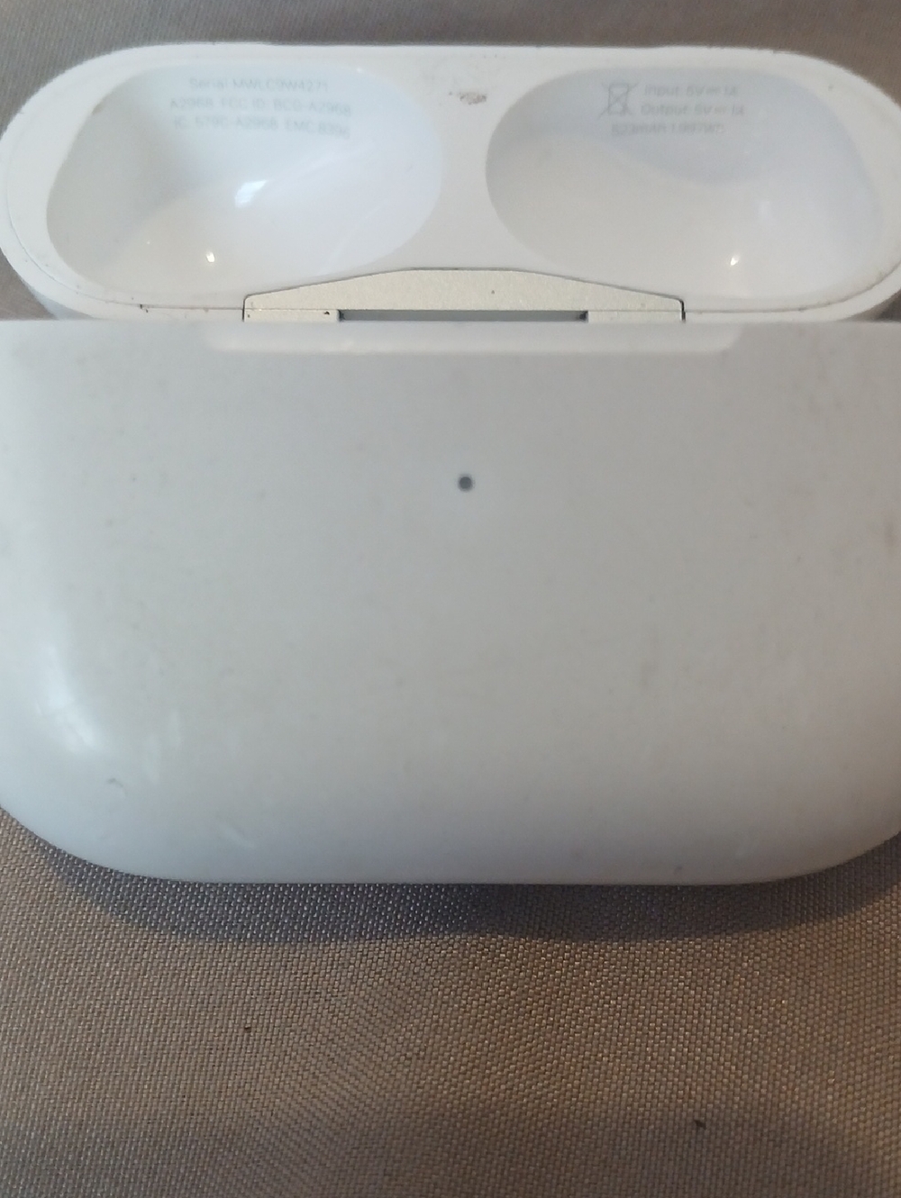 Apple A2968 Wireless Earbuds Charging Case ONLY